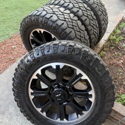 Dodge Ram 2500 Rims and Tries Ram 3500