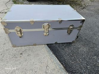 Rino chest