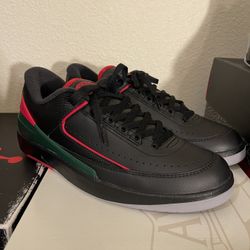 Jordan 2 Low Christmas "aka Gucci" DS Size 11.5