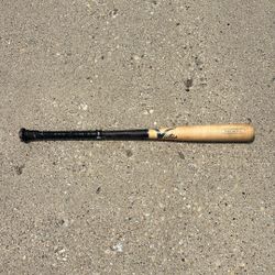 Like New 33in Victus Wood Bat 