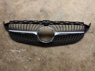2015-2018 Mercedes-Benz C-Class Diamond Style Front Grille | W205 OEM