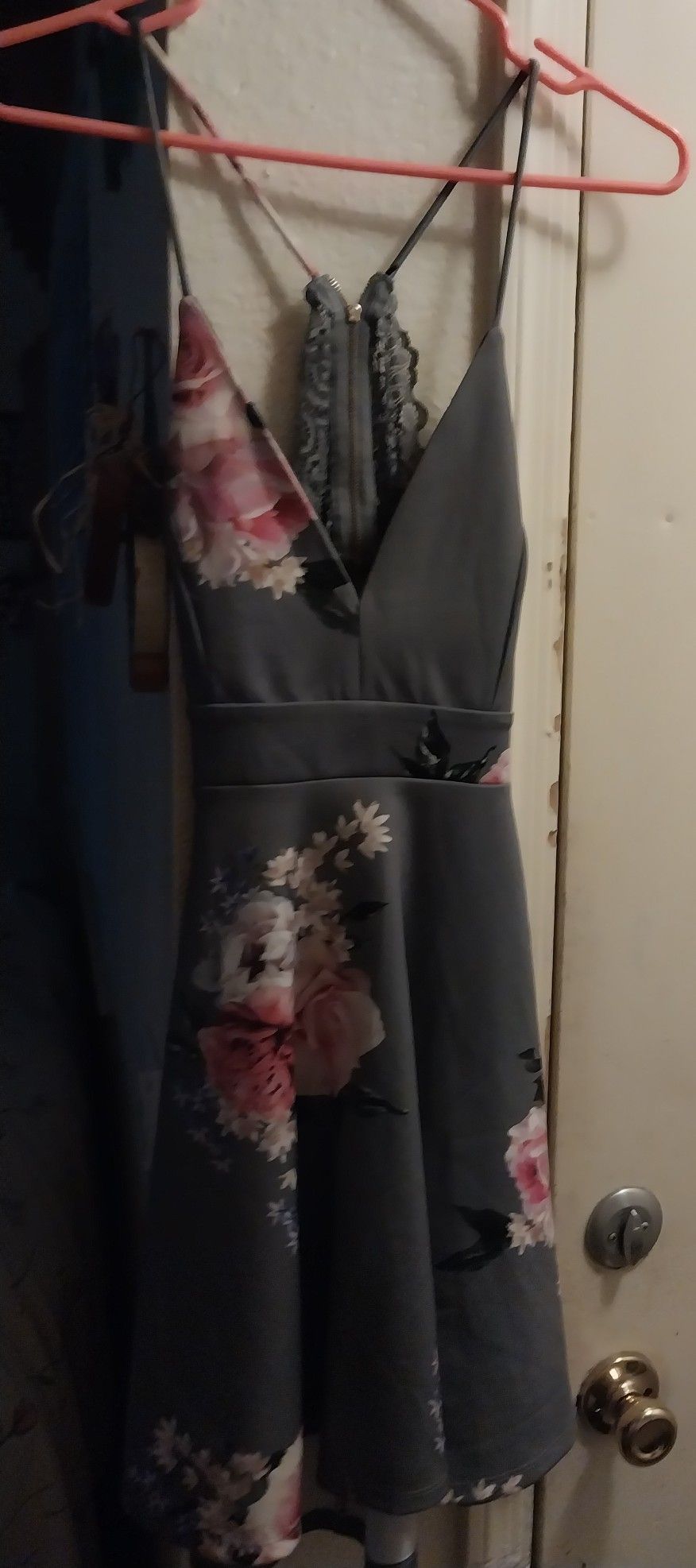 Ladies Small  Sleeveless Dress