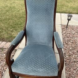 Vintage Victorian-Style Rocking Chair – Solid Wood & Upholstered