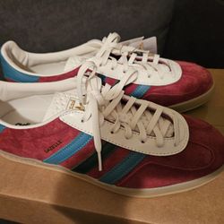 New Adidas Gazelle Indoors Sneaker Size 10 Mens 11 Womens