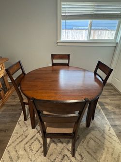 Round Wood Dining Table with 4 Chairs