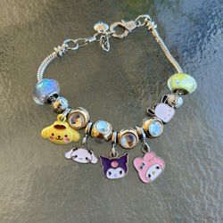 Hello Kitty And Friends Charm Bracelet New 