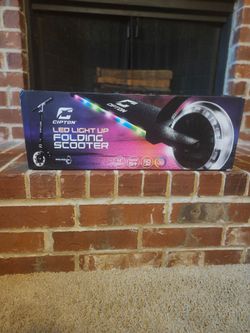 Brand New CIPTON L.E.D Light Up Folding Scooter
