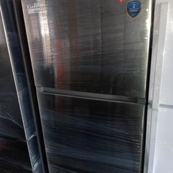 New Whirlpool Stainless Steel Top And Bottom Refrigerator 