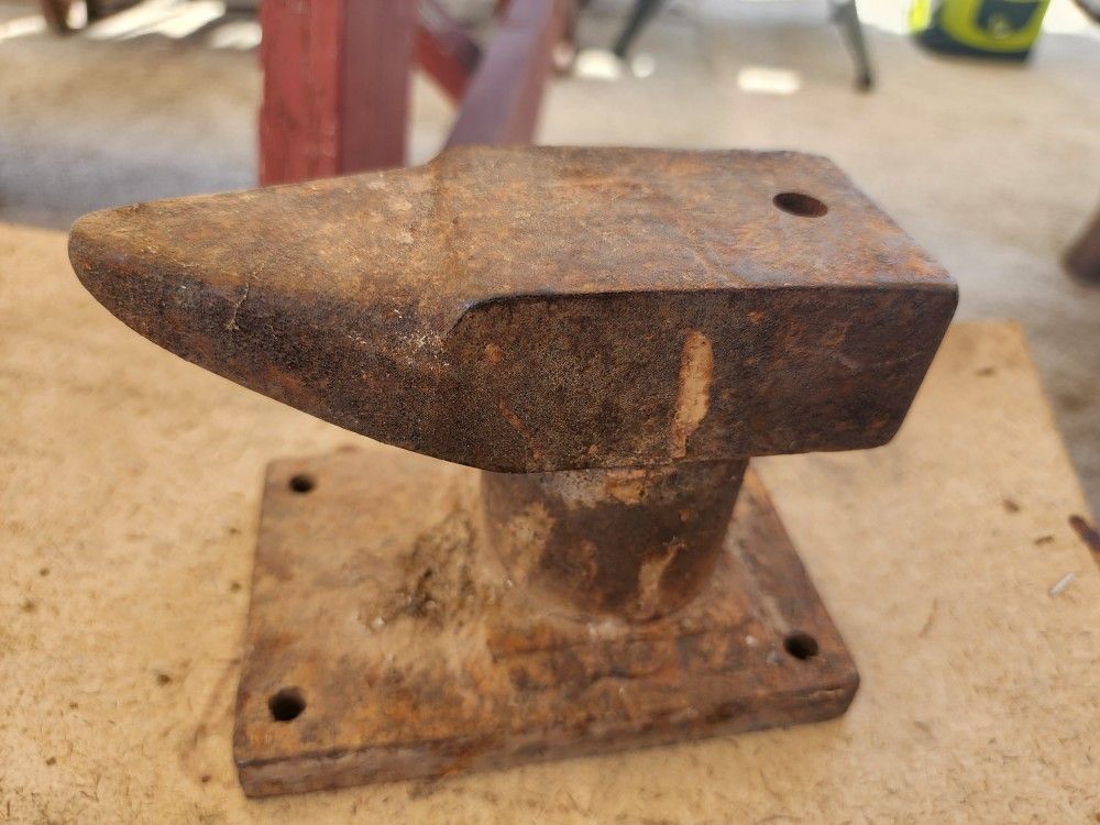 Vintage Anvil