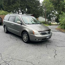 2011 KIA Sedona
