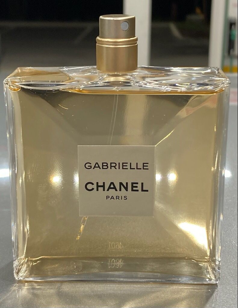 Chanel Gabrielle 3.4 Oz Parfum for Sale in West Hills, CA - OfferUp