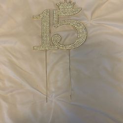 15 Cake Topper 