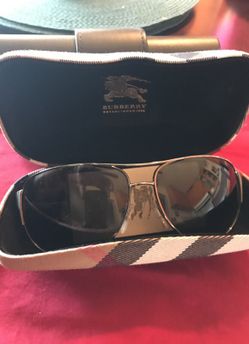 BURBERRY SUNGLASSES
