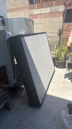 Queen bed box with legs