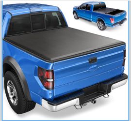 Aeagle Soft Roll-up Truck Bed Tonneau Cover for 2017-2024 Nissan Titan (Without Titan Box), Fleetside 5.5 ft 67 in Bed