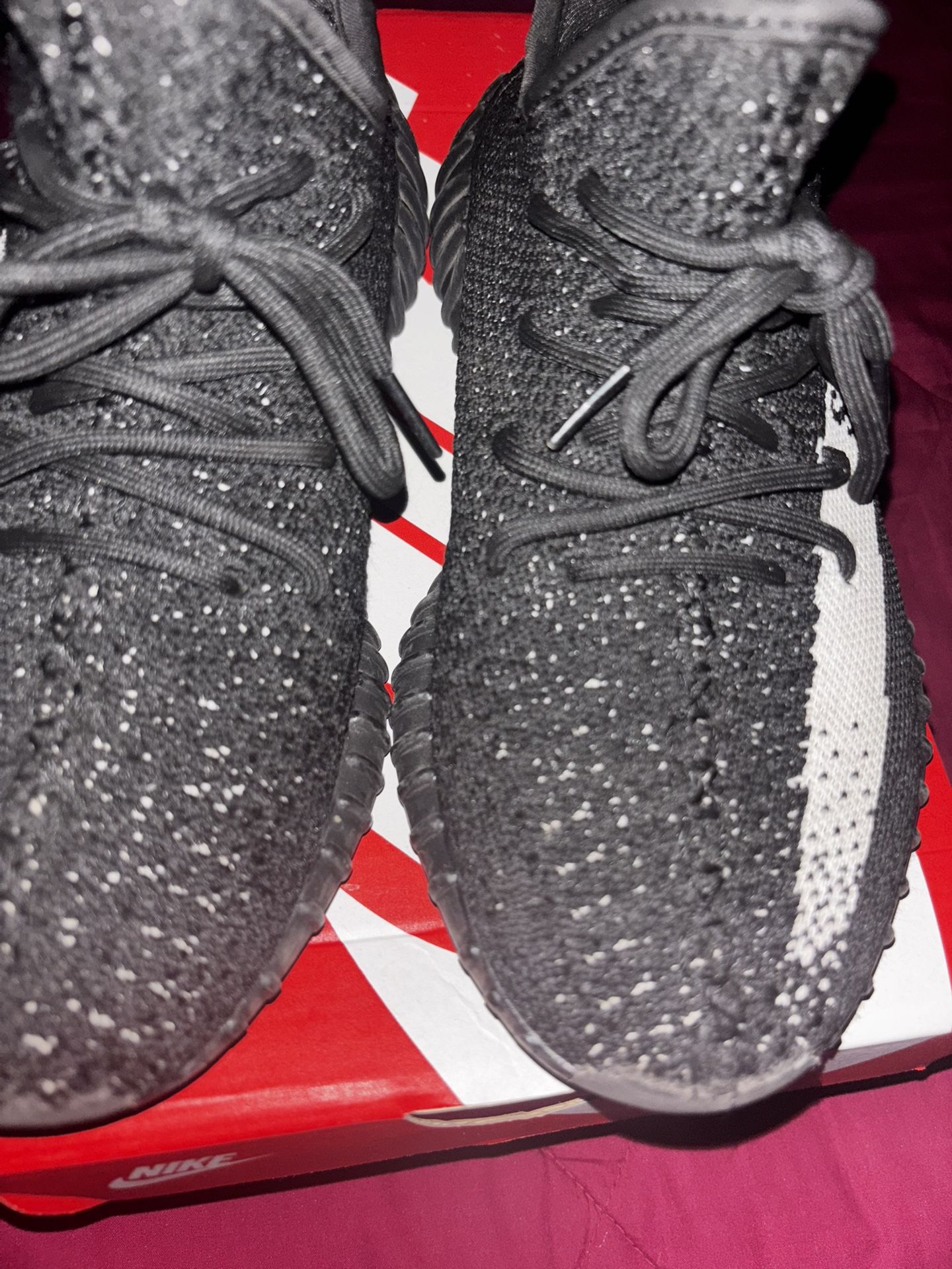 Yeezy Boost 350 V2 Oreos