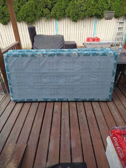 Free boxsprings for king or 2 twins