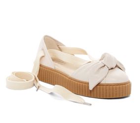 Rihanna’s puma Fenty creeper sandal tint pink