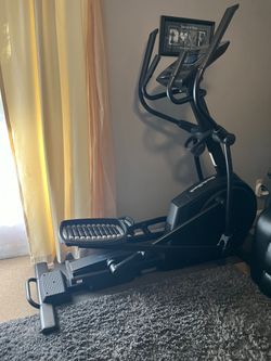 iFIT NordicTrack Airglide 7i Elliptical-NTEL79823 (1)