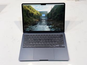 APPLE MACBOOK AIR 13” 2024 M3 8GB /256GB