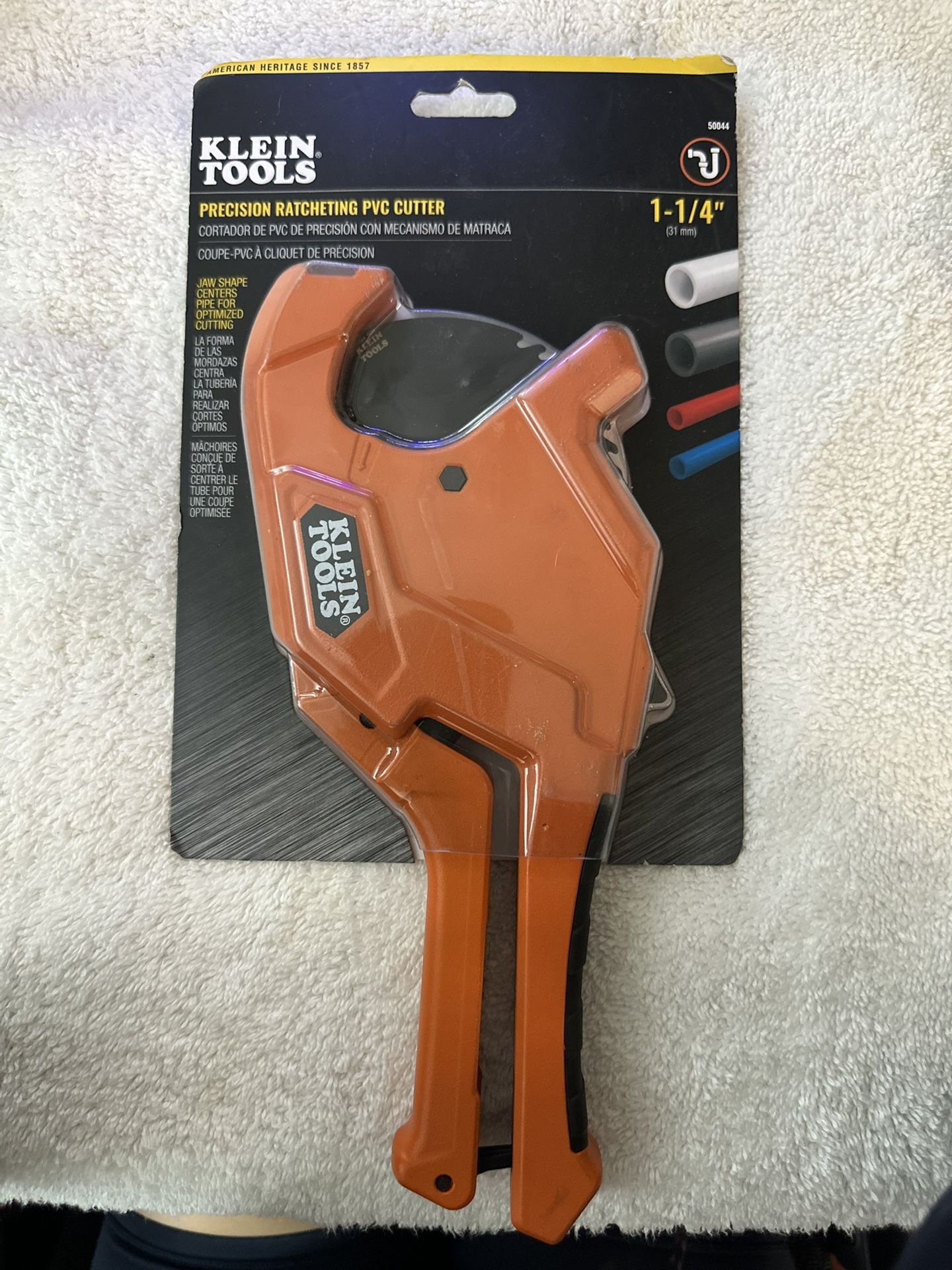 Klein Tools 1-1/4 Precision Ratcheting PVC Cutter