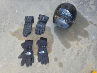Motorcycle helmet and gloves