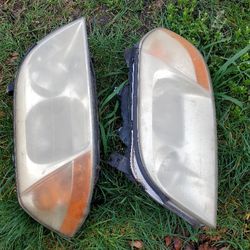 2003 Acura MDX Headlights