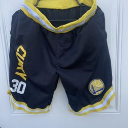 State Warriors Steve Curry shorts size large