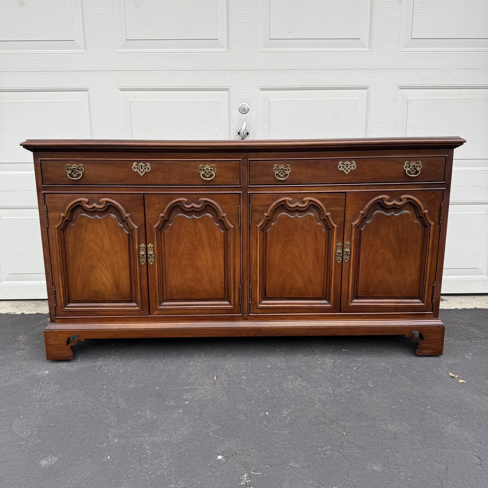 Vintage Thomasville Sideboard Buffet Server Cabinet