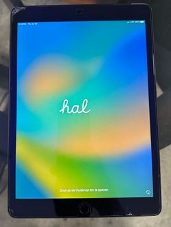 Apple iPad 9th Gen 64GB Cellular + Wi-Fi – Great Condition