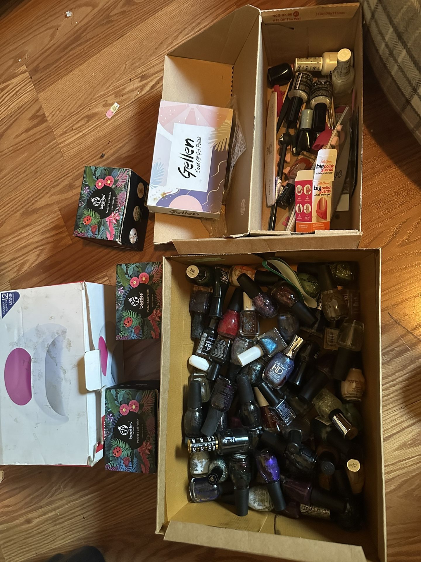 Nail Polishing Equipment