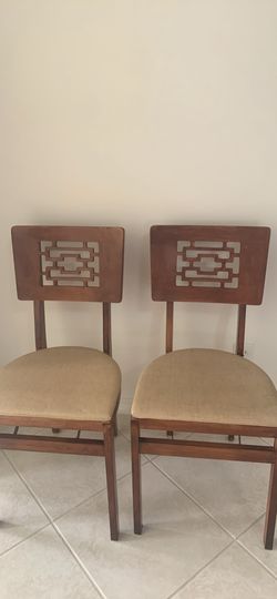 2 Staknore vintage wood folding chairs