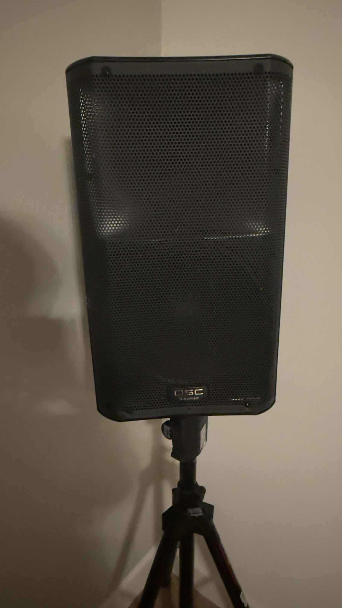 QSC K12 Speakers With Tote Bags Included