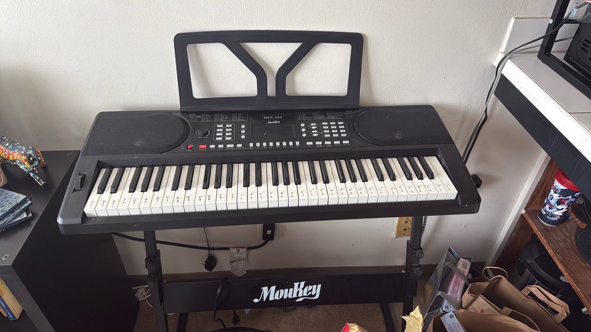 MEK electric Keyboard