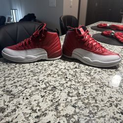 Jordan 12 New Sz 9