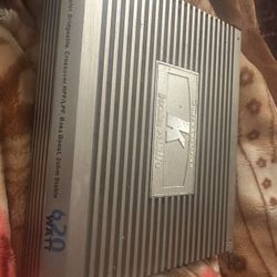 Kole Audio car audio power amplifier.