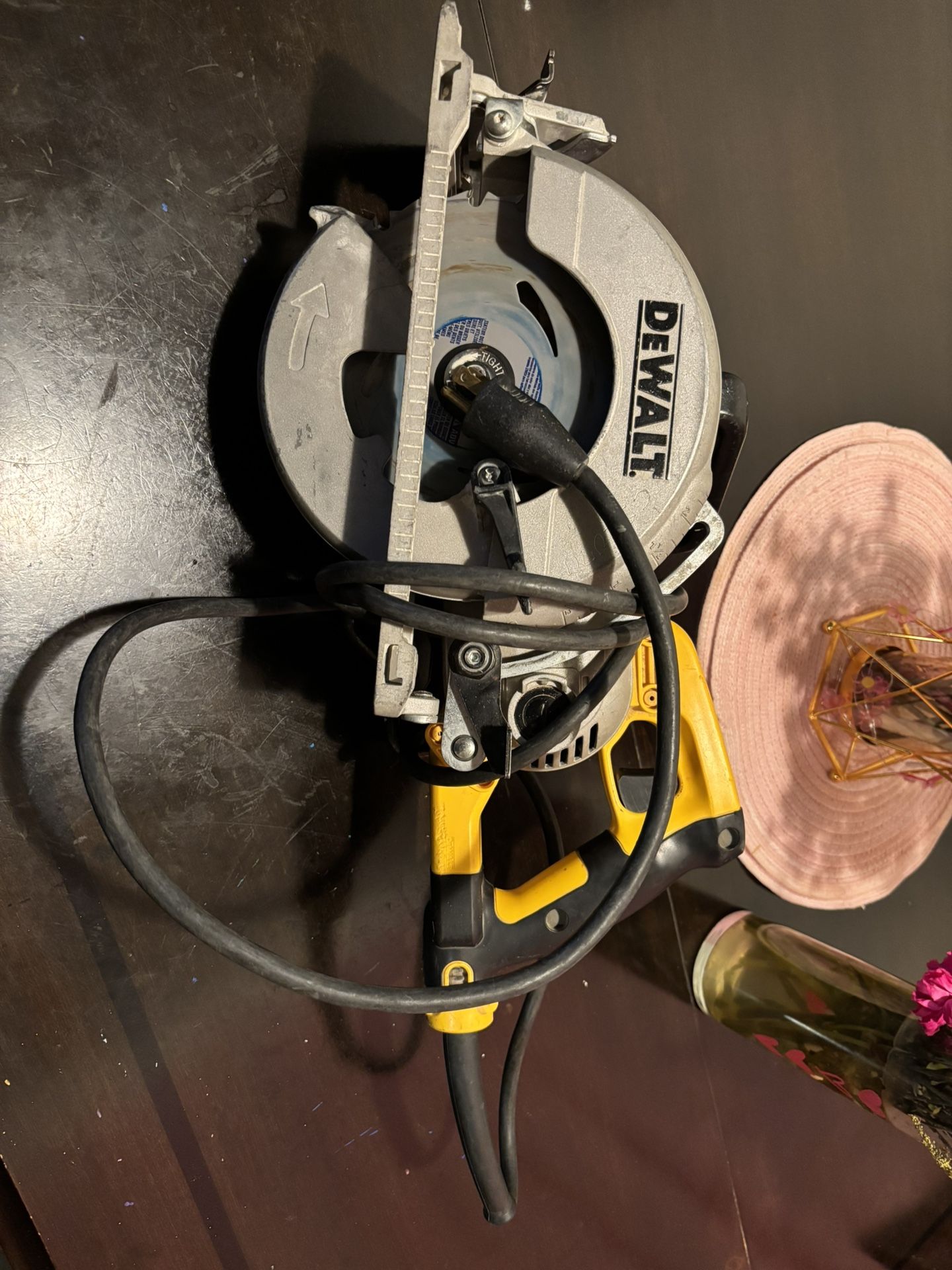 Dewalt Saw