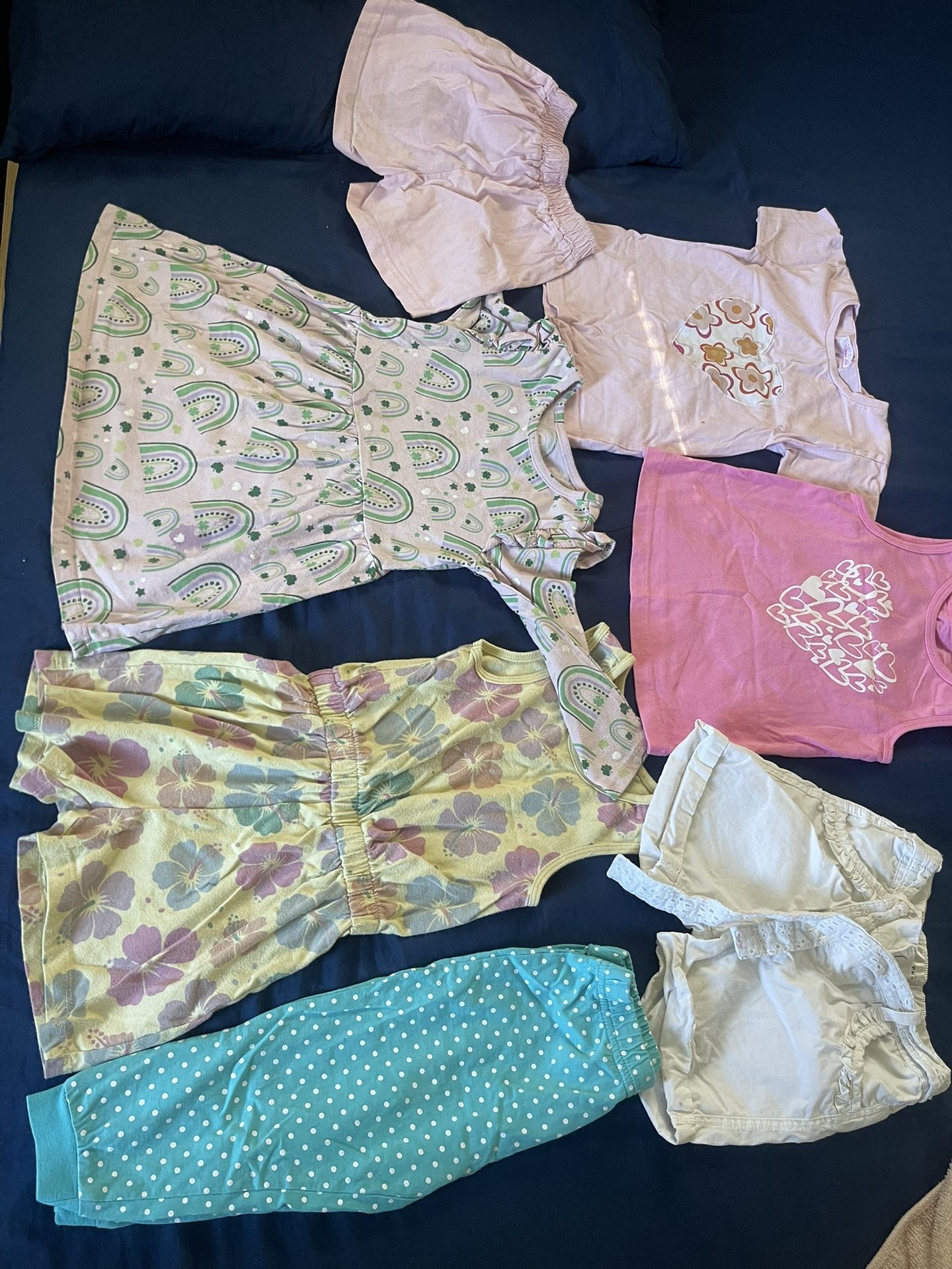 7 Pc Girls Clothes 2T All $10