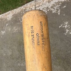 Louisville Slugger 35” Maple Wood Fungo