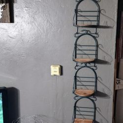 6hanging Shelves 