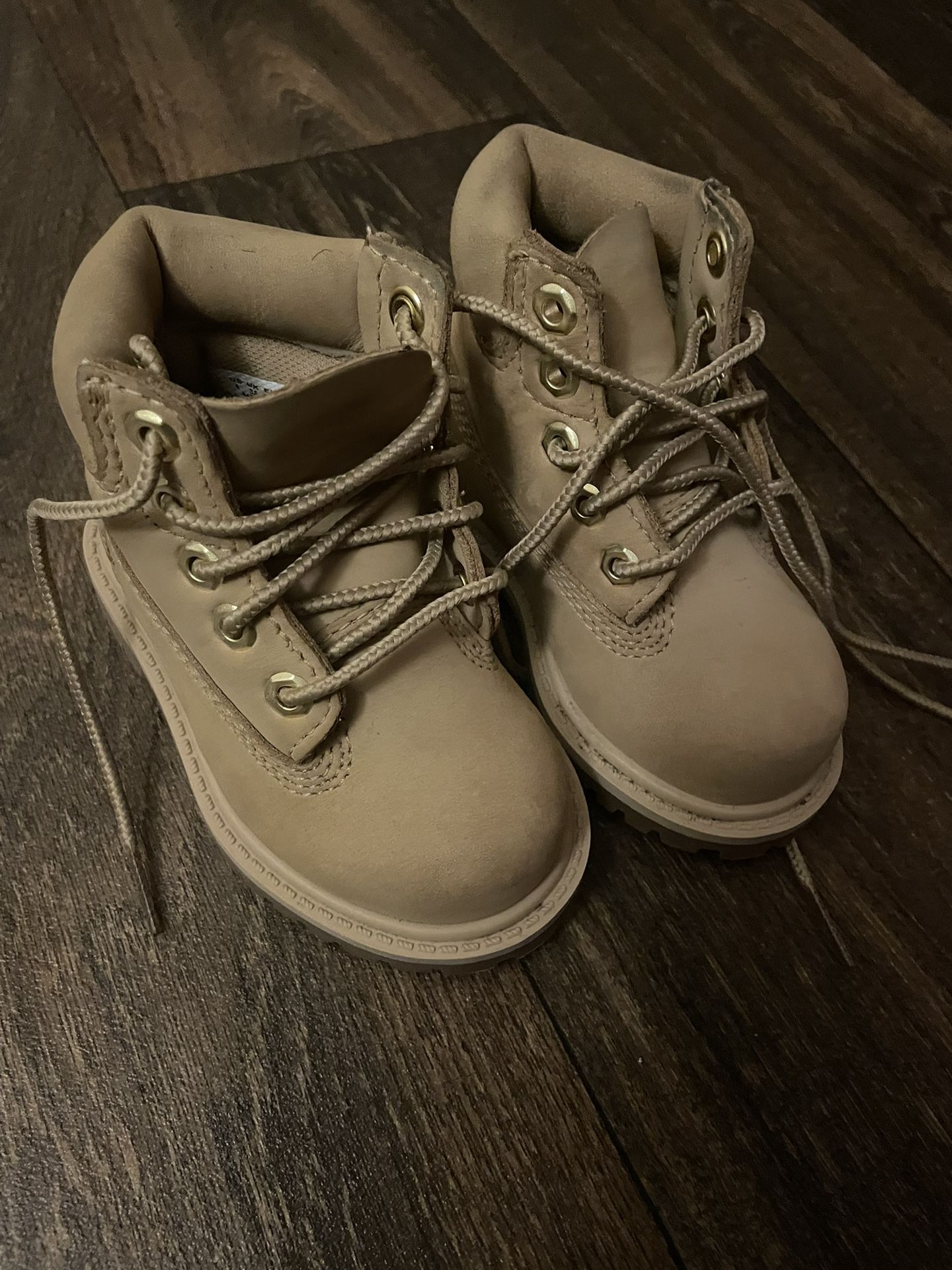 Timberland Boots Sz 4C 