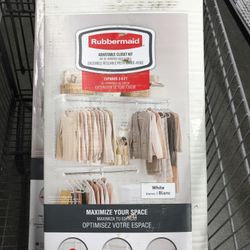Rubbermaid Adjustable Closet Kit (New)