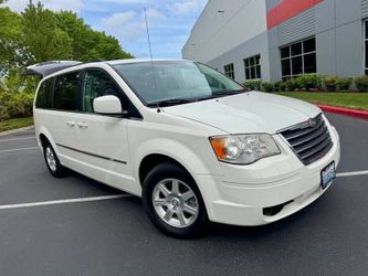 2010 Chrysler Town & Country