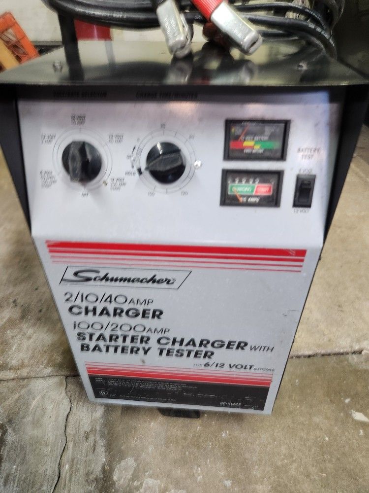 200 Amp Battery Charger 