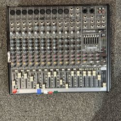Mackie ProFX16 Mixer