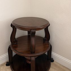 Luxury Traditional Living Room Set – Sofa, Loveseat, Coffee Table & End Tables