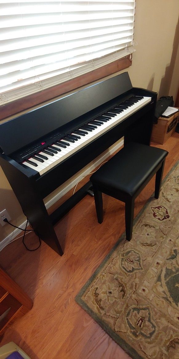 Roland F-140R Digital Piano w/ Headphones, Bluetooth, USB Hookup