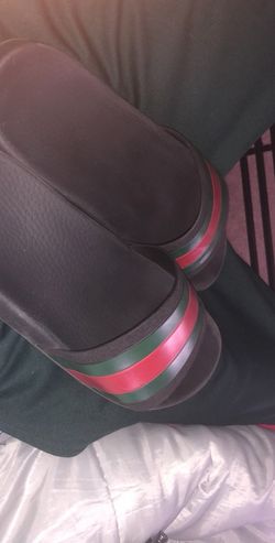 Gucci flip flops
