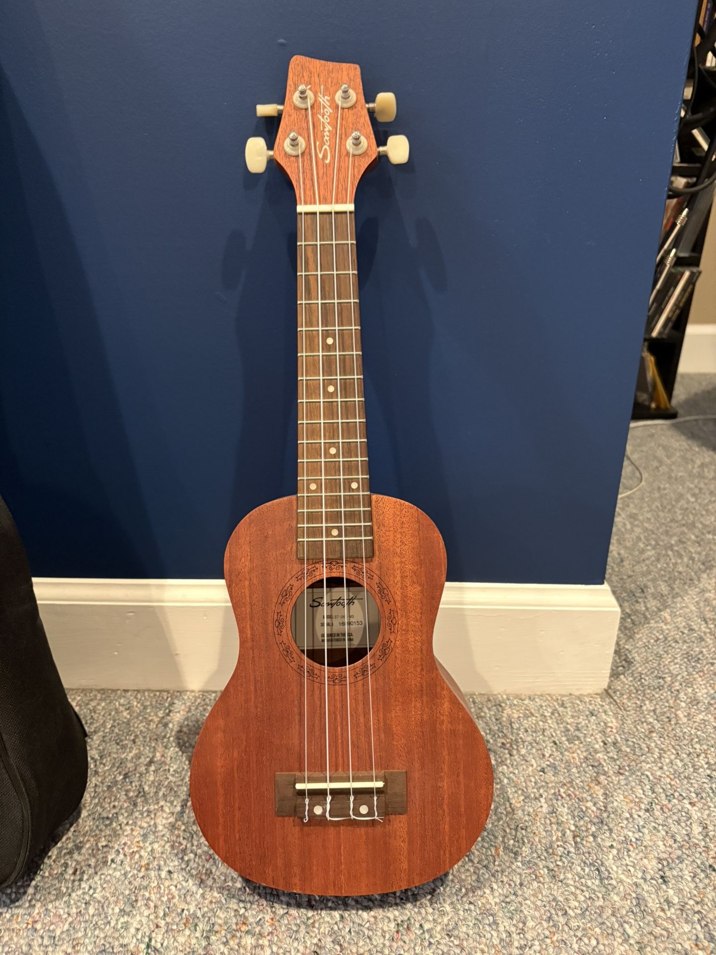 Sawtooth ukulele