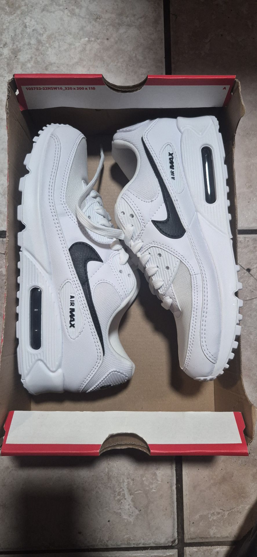 Air max 90 size 9 in woman